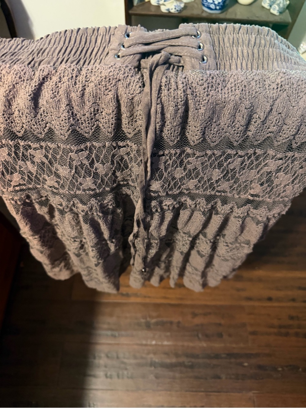 Lapis Lace-Panel Drawstring Skirt in Mauve